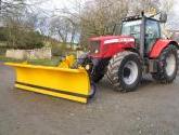 850mm x 2450mm Hydraulic Slew Snow Blade with pneumatic castors