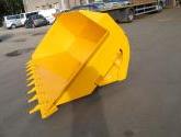 8ft wide Side Tipping Bucket with bucket teeth and pin and cone